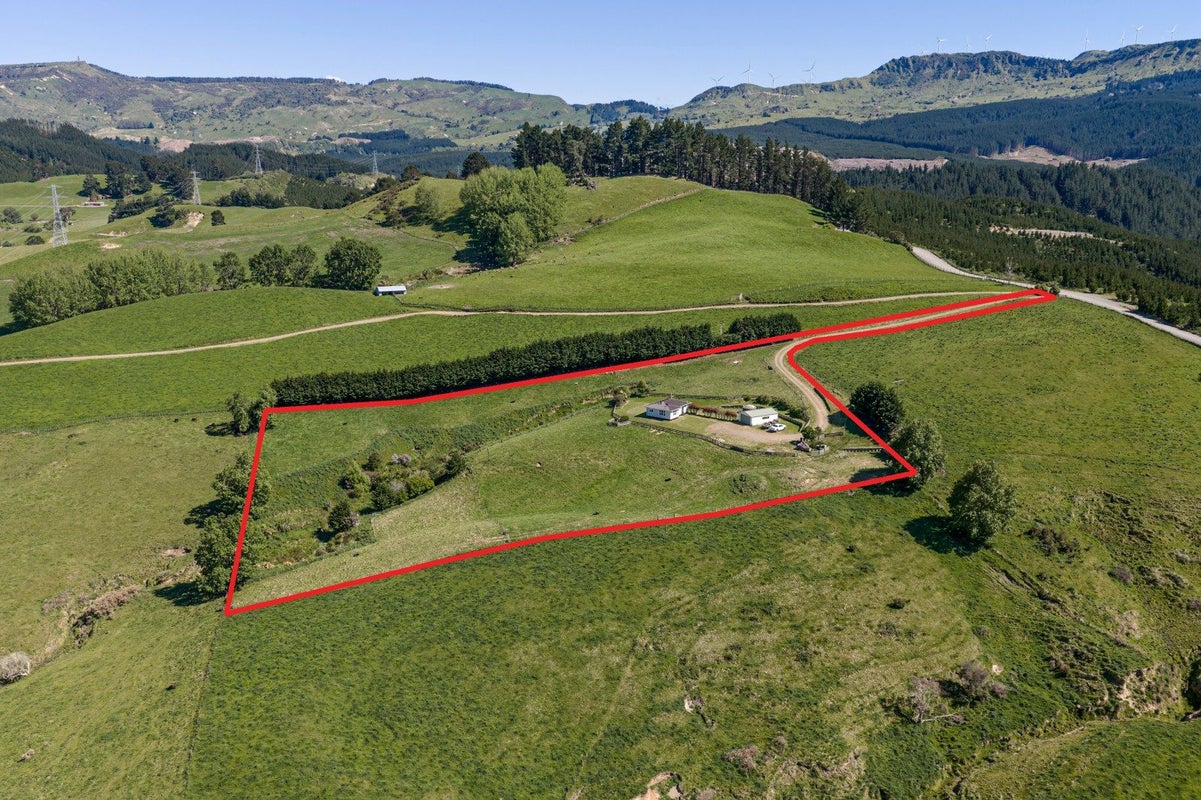 182 Claymore Road, Te Pohue, Napier - Carousel 1