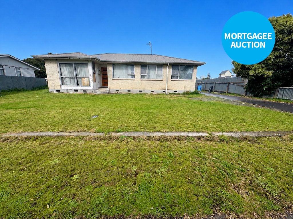 39 Sunderland Drive, Flaxmere, Hastings - Carousel 1