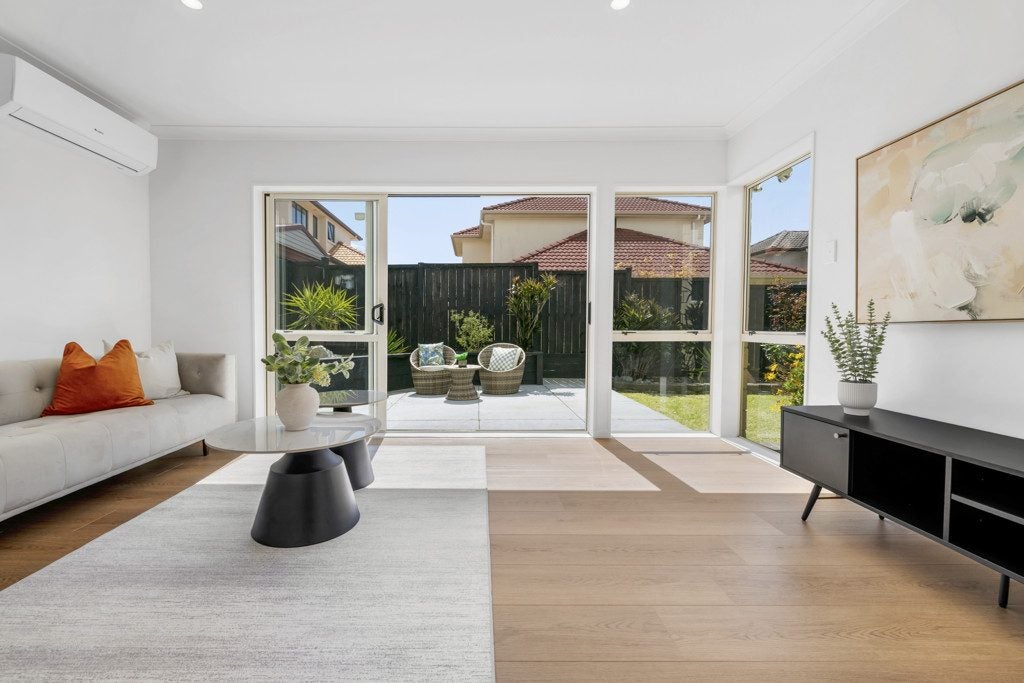 22 Walter Haddrell Crescent, East Tamaki, Manukau City, Auckland - Carousel 2