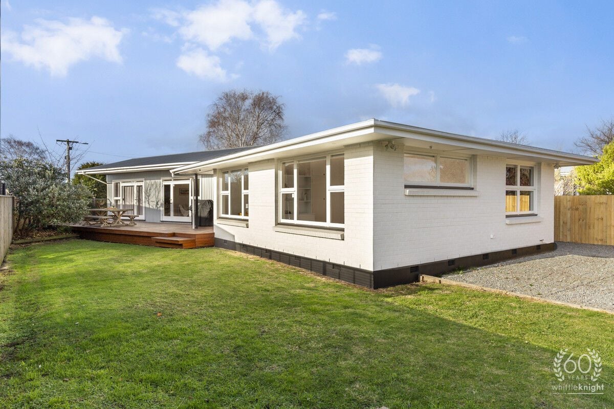 14 Yeovil Place, St Albans, Christchurch - Carousel 2