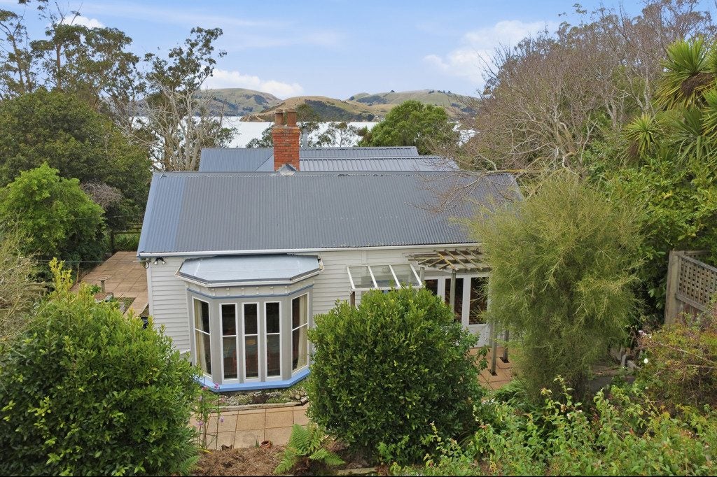 29 Magnetic Street, Port Chalmers, Dunedin - Carousel 1