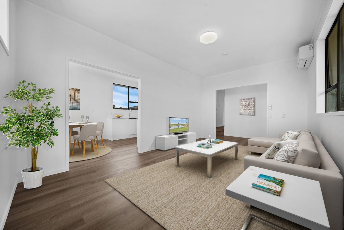 31 Darnell Crescent, Clover Park, Auckland - Carousel 2