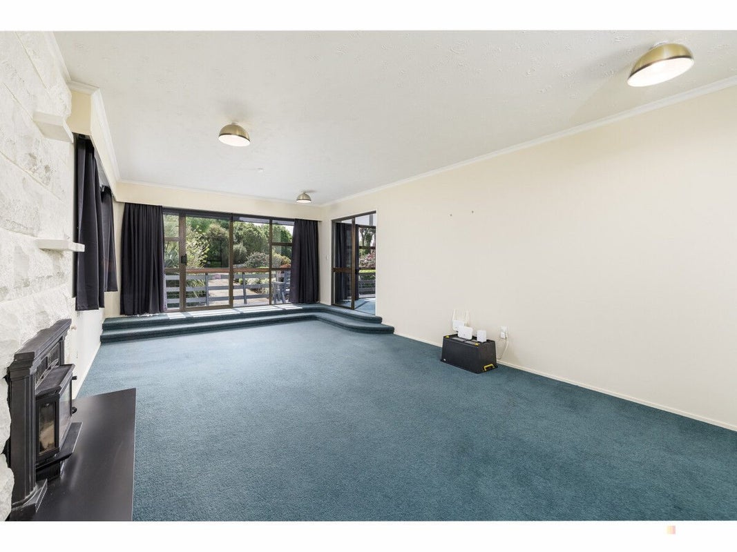 11 Hayes Street, Waimate, Waimate - Carousel 2