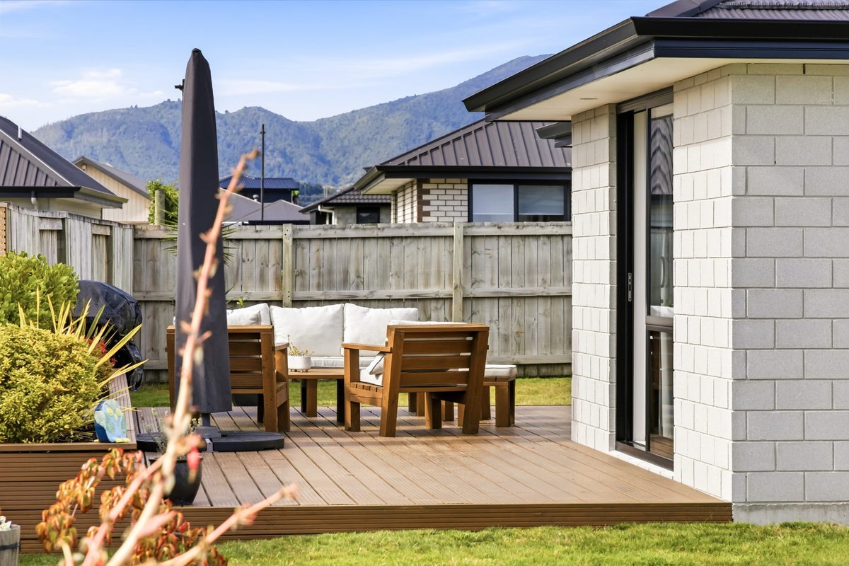 5 Kiwai Place, Wharewaka, Taupo - Carousel 2