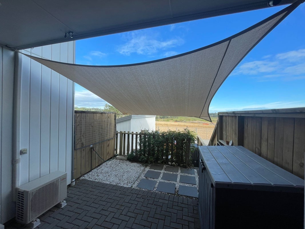 46 Pukewhero Rise, Westgate, Auckland - Carousel 27