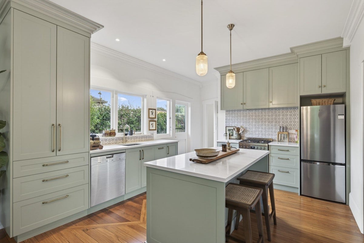 22 George Street, Lower Vogeltown, New Plymouth - Carousel 2