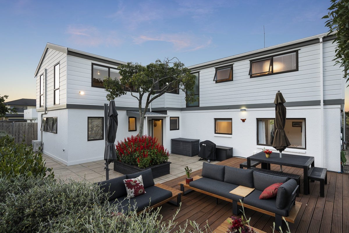 18 Ocean Road, Ohope, Ohope - Carousel 2