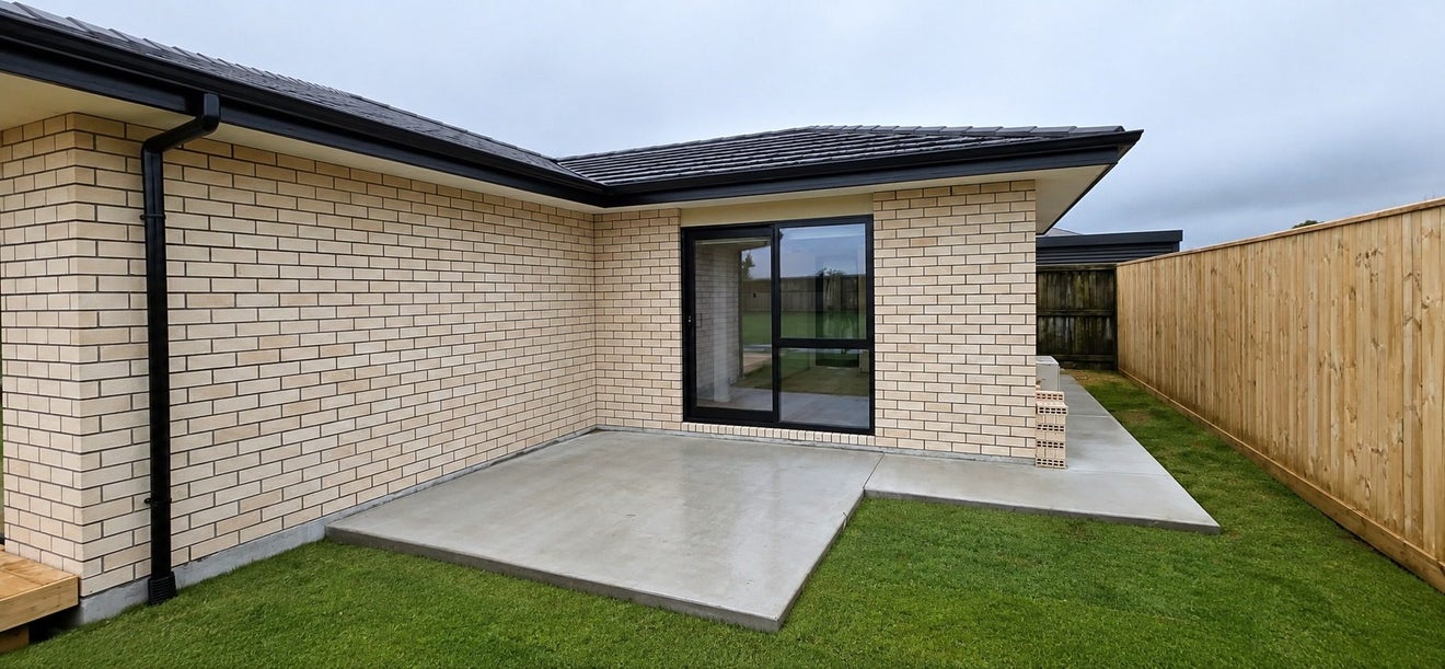 134B Barrett Road, Whalers Gate, New Plymouth - Carousel 1