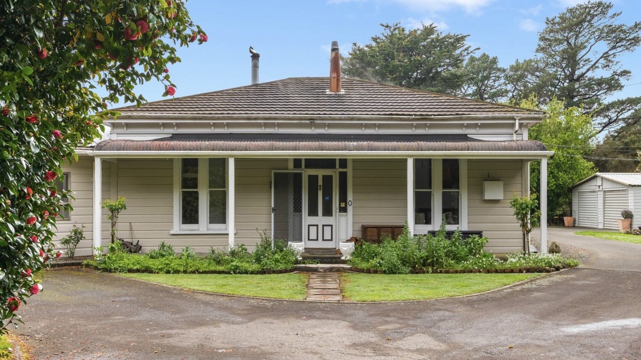 680 Norfolk Road, Carterton - Carousel 1