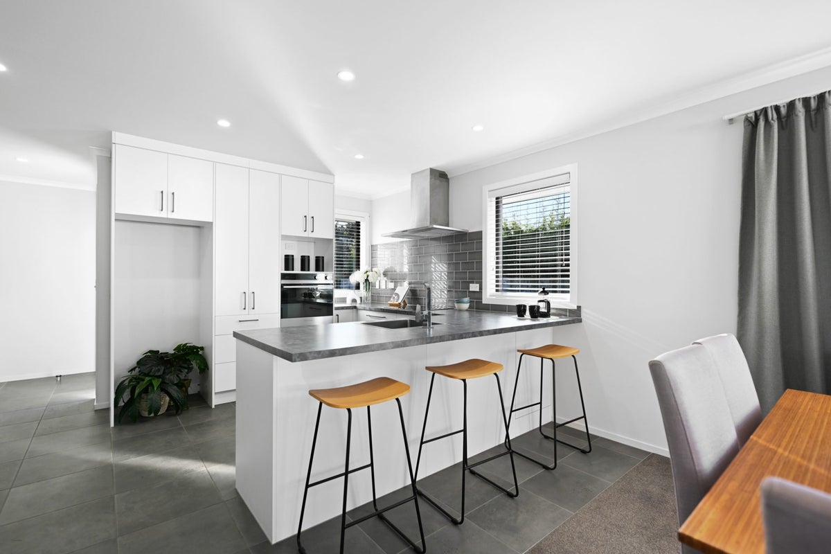 22A Campbell Street, Leamington, Cambridge - Carousel 1