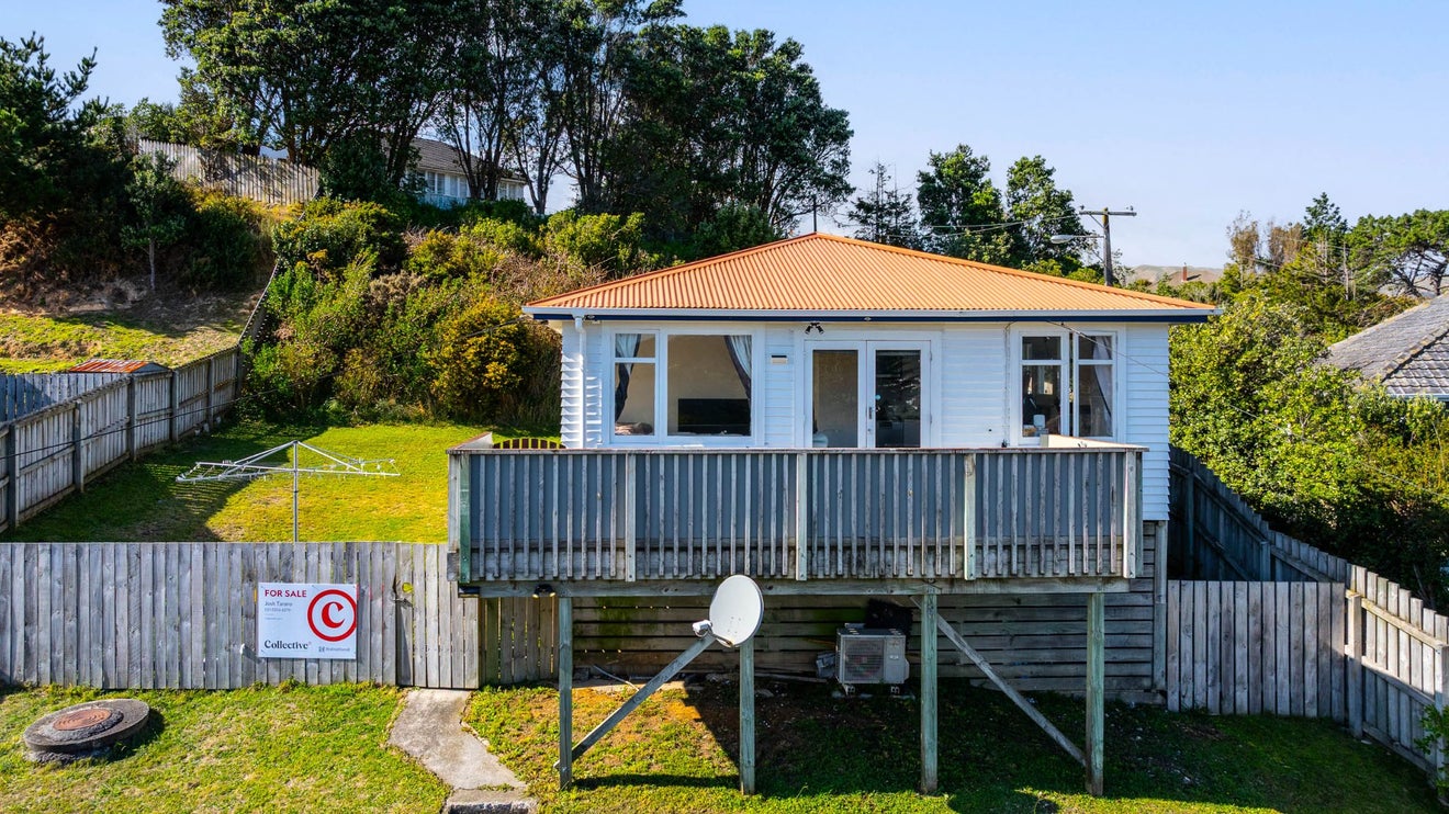 11 Dorset Grove, Cannons Creek, Porirua - Carousel 14
