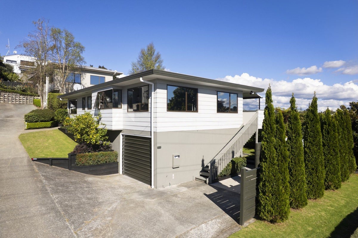 52A Watling Street, Gate Pa, Tauranga - Carousel 1