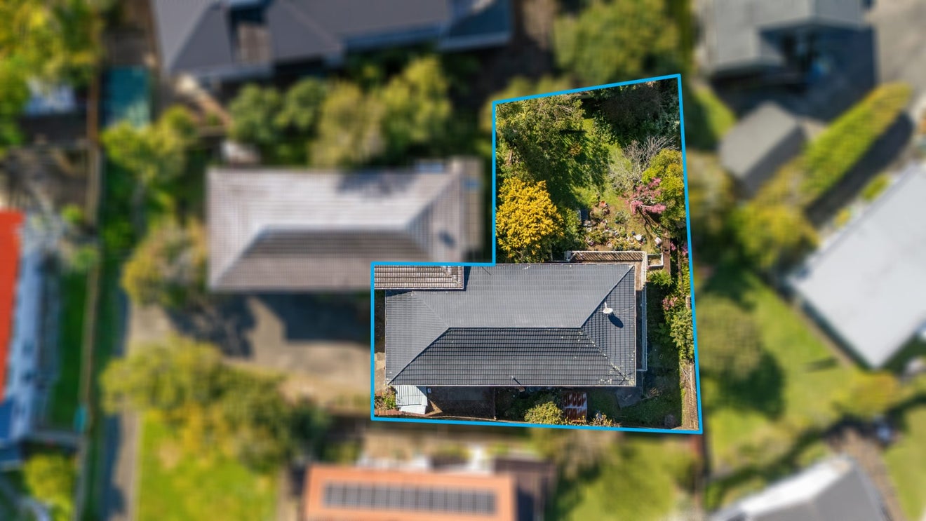 2/27 John Downs Drive, Browns Bay, Auckland - Carousel 1