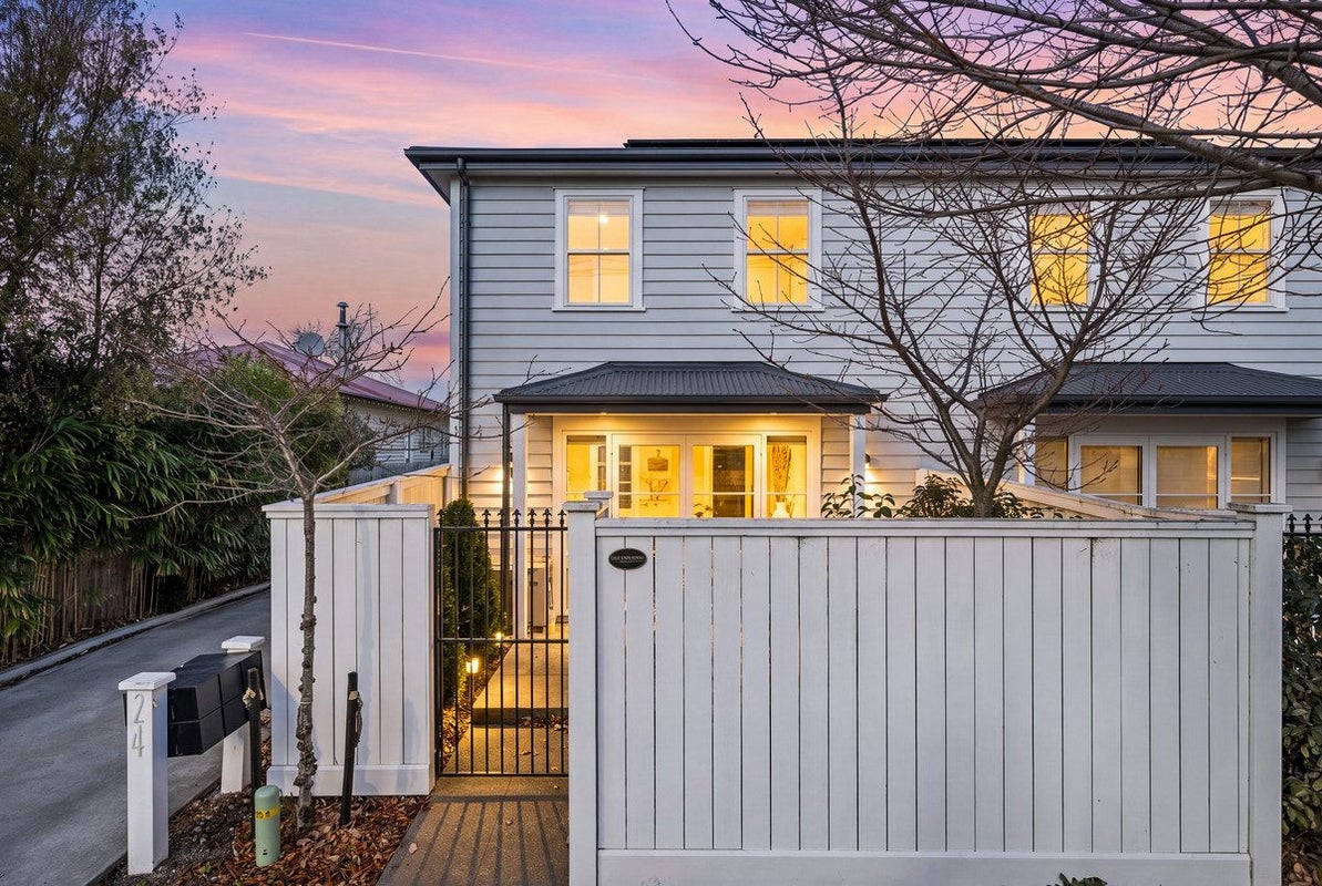 1/24 Hendon Street, Edgeware, Christchurch - Carousel 1