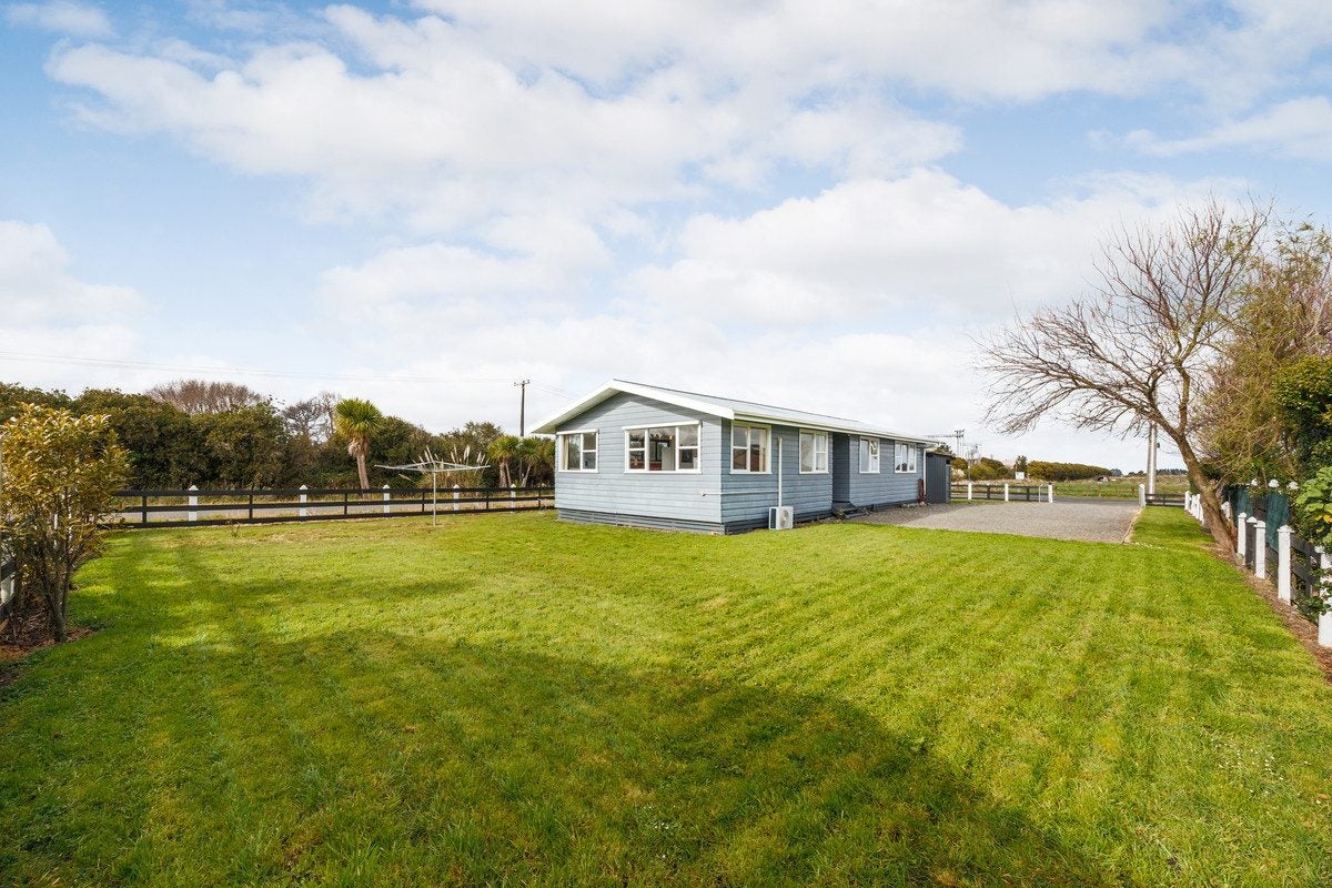 37 Princess Street, Marton - Carousel 1