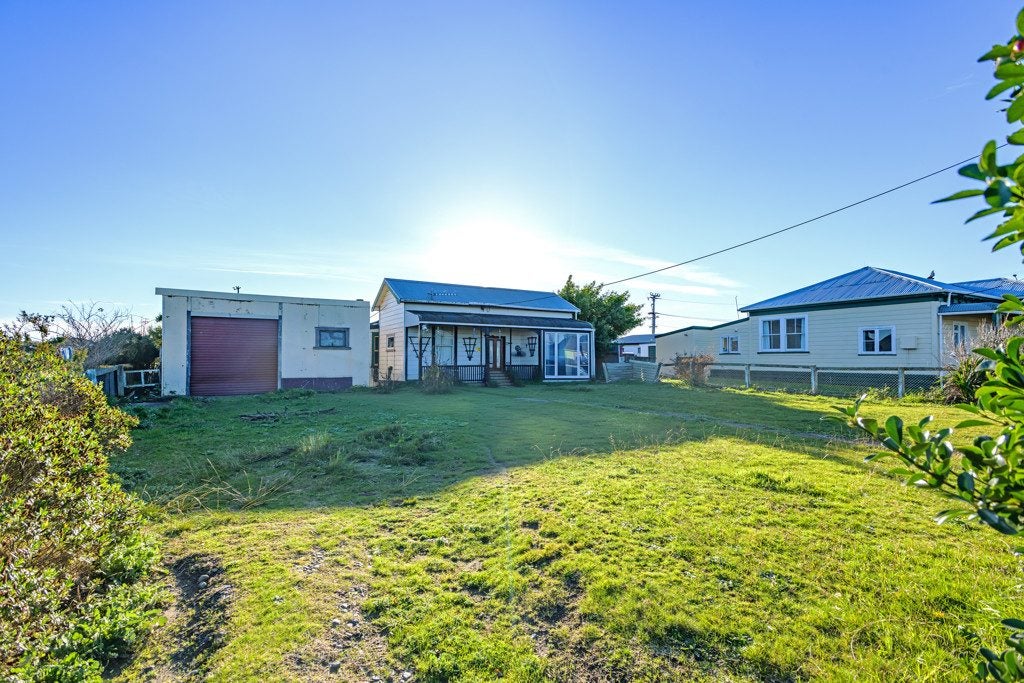 12 Johnston Street, Foxton, Foxton - Carousel 16