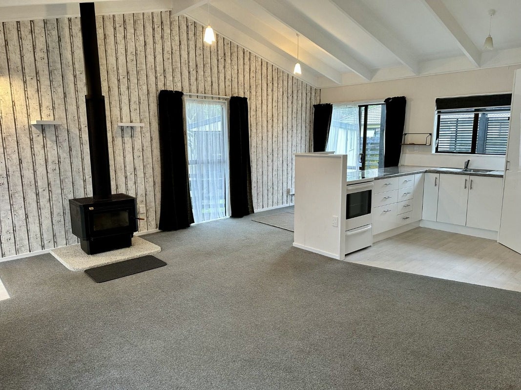 4 Kirkcaldie Grove, Levin, Levin - Carousel 2