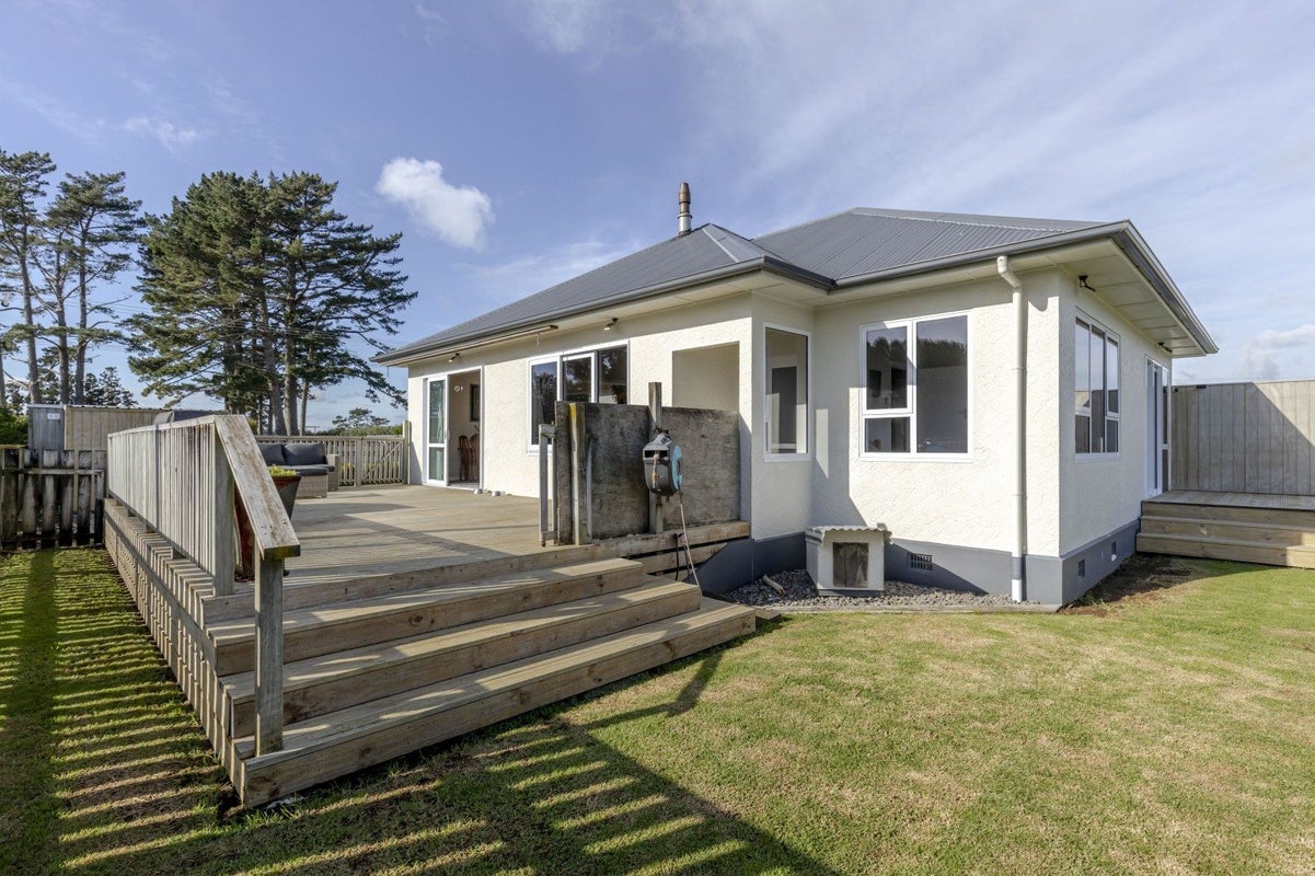 264 Egmont Road, Hillsborough, New Plymouth - Carousel 1