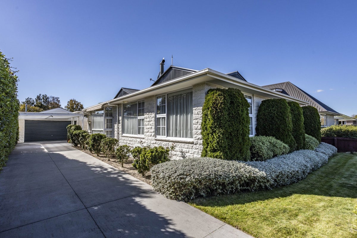 36 Reynolds Avenue, Bishopdale, Christchurch - Carousel 1
