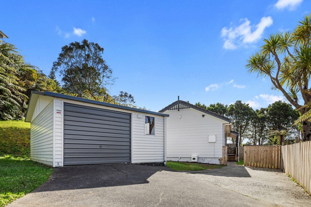 269 Major Drive, Kelson, Lower Hutt, Wellington - Carousel 17