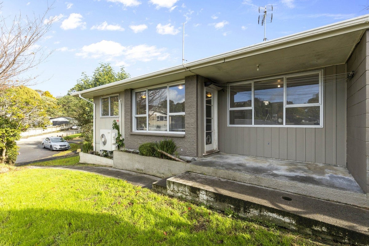 8A Waterloo Place, Westown, New Plymouth - Carousel 2