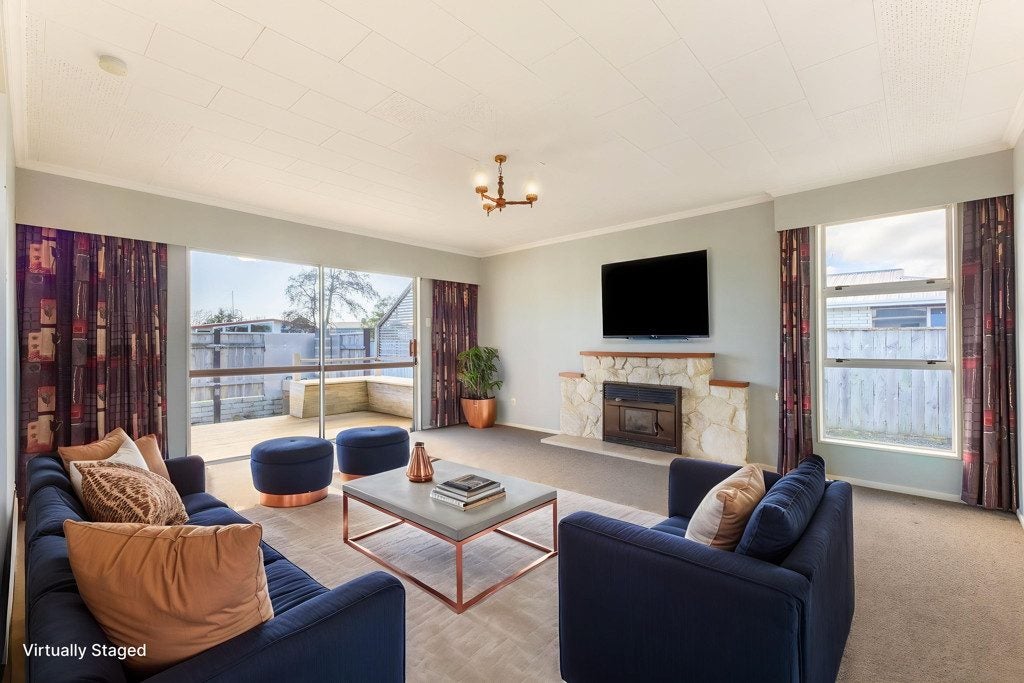 34 Raglan Avenue, Cloverlea, Palmerston North - Carousel 2