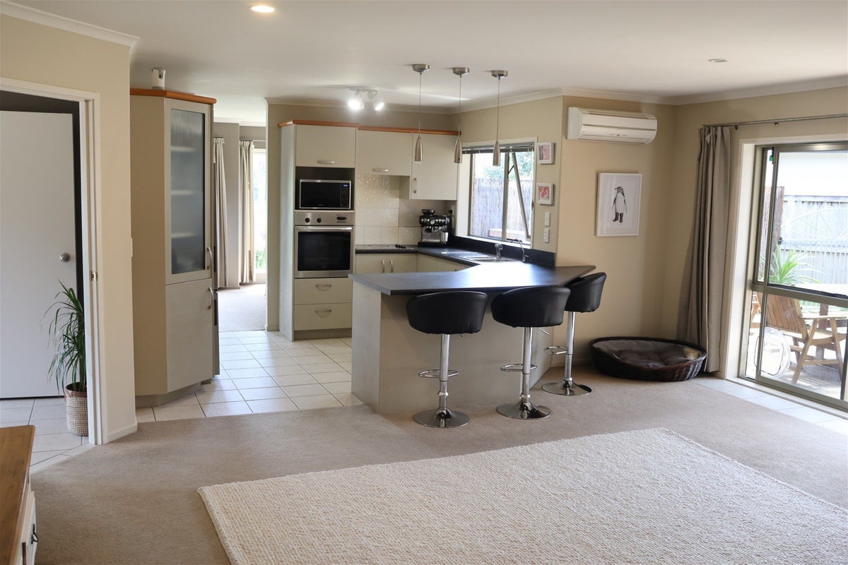 17 Cranmer Close, Rototuna North, Hamilton - Carousel 2