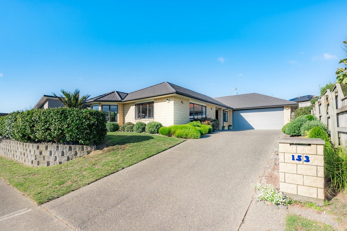 153 Milne Drive, Paraparaumu - Carousel 1