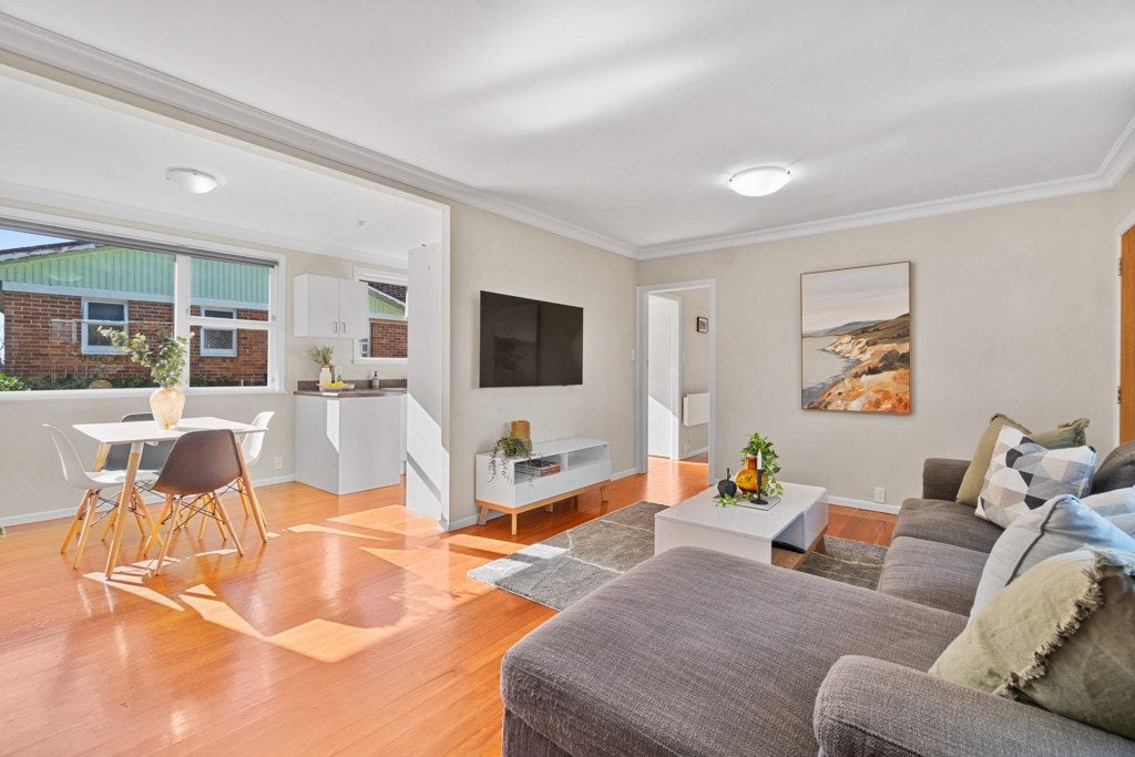1A Talavera Place, Te Atatu South, Auckland - Carousel 2