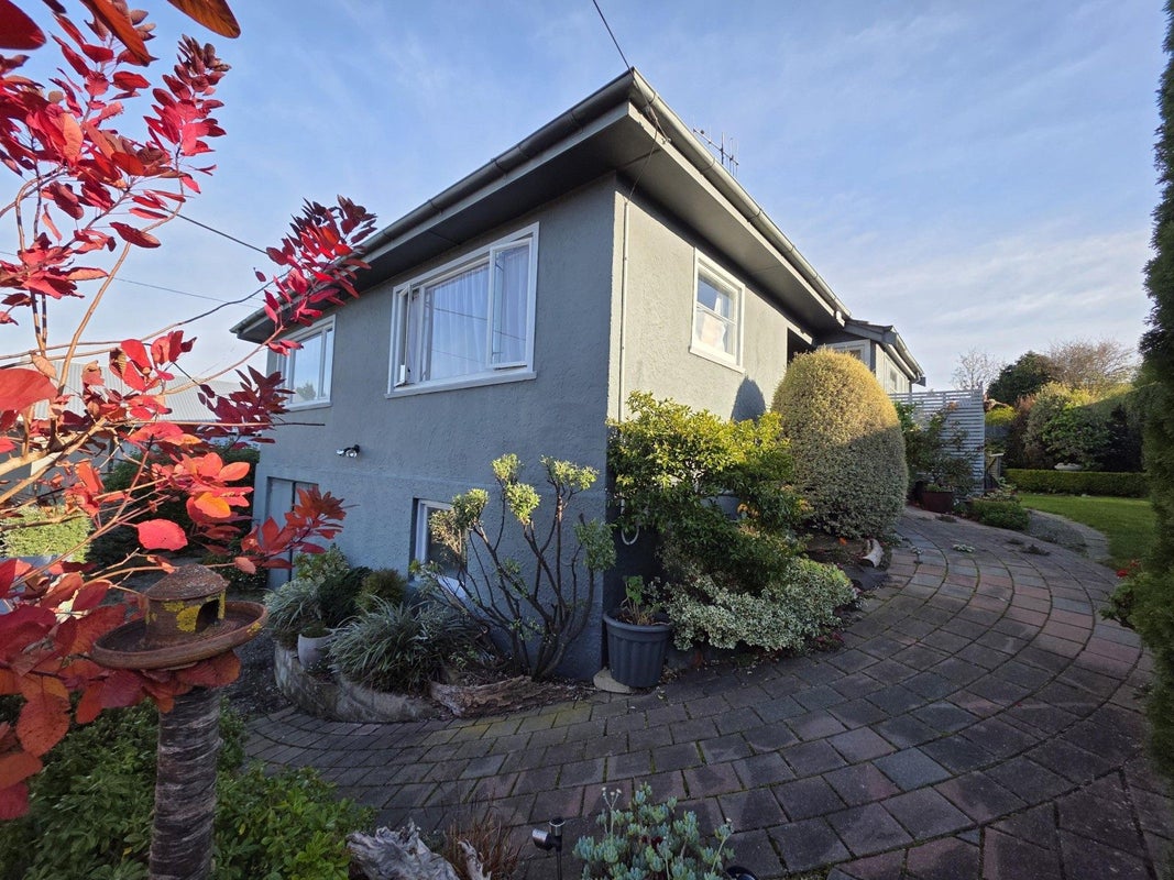 8 Kelvin Street, South Hill, Oamaru - Carousel 1