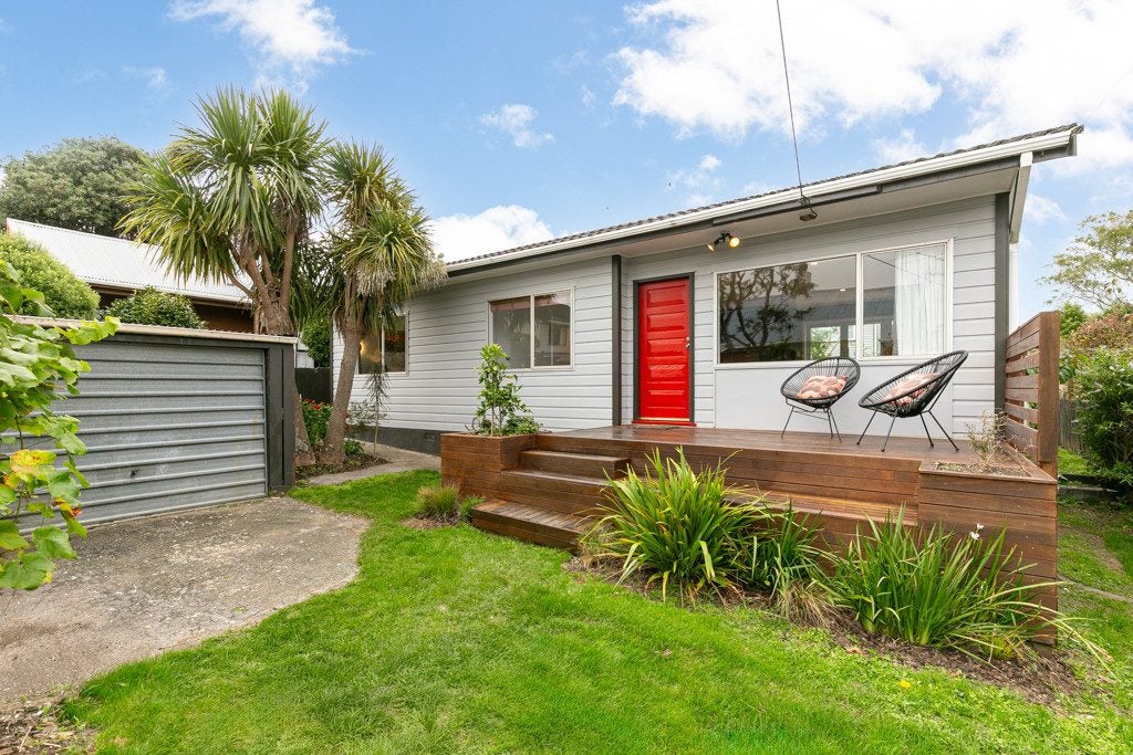 22A Beauchamp Street, Karori, Karori - Carousel 2