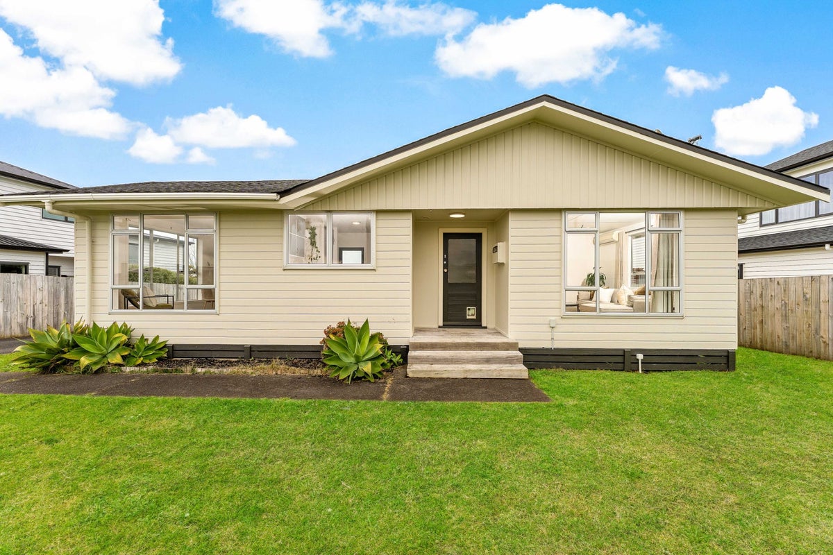 22 Arthur Street, Riverhead, Riverhead - Carousel 1