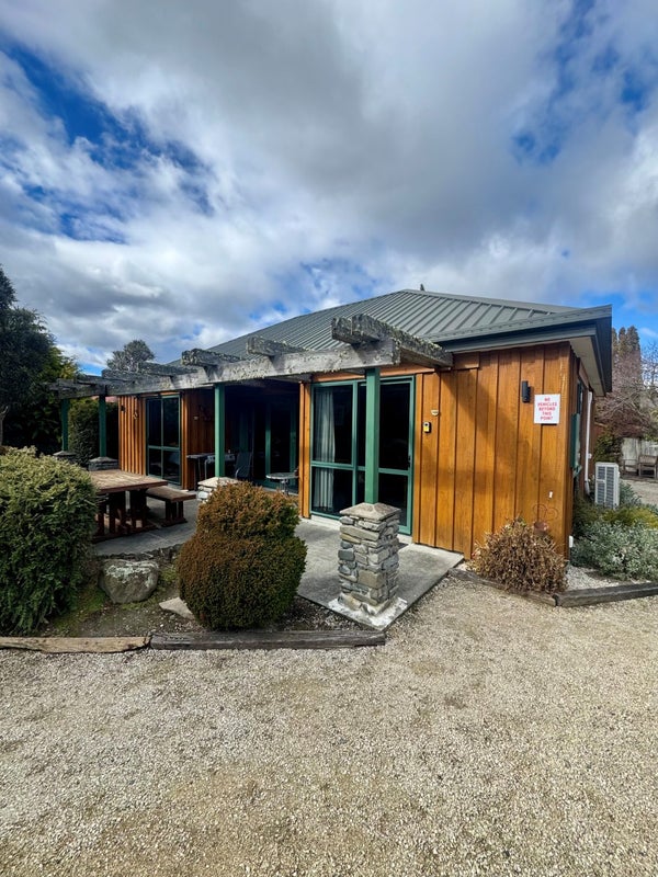 21 Devon Street, Hanmer Springs, Hanmer Springs - Carousel 1