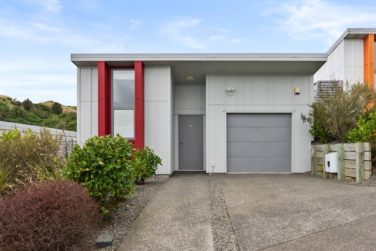 23 Red Beech Avenue, Woodridge, Wellington - Carousel 1