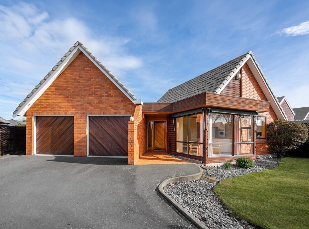 19 Althorp Place, Avonhead, Christchurch - Carousel 1