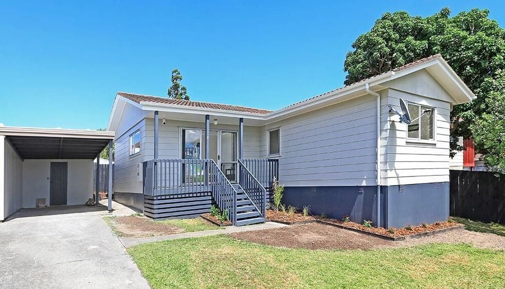 1/117 Finlayson Avenue, Clendon Park, Auckland - Carousel 1