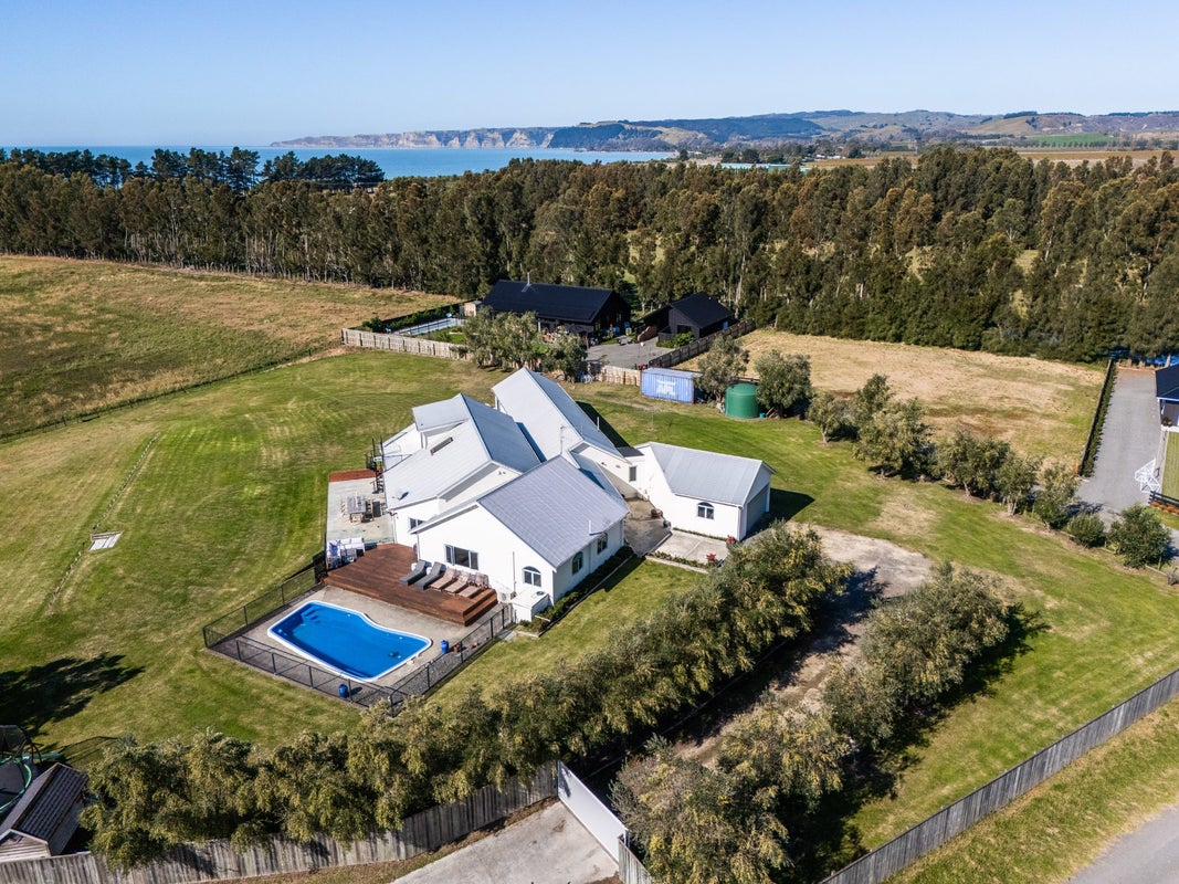 25 Unahi Lane, Haumoana, Haumoana - Carousel 1