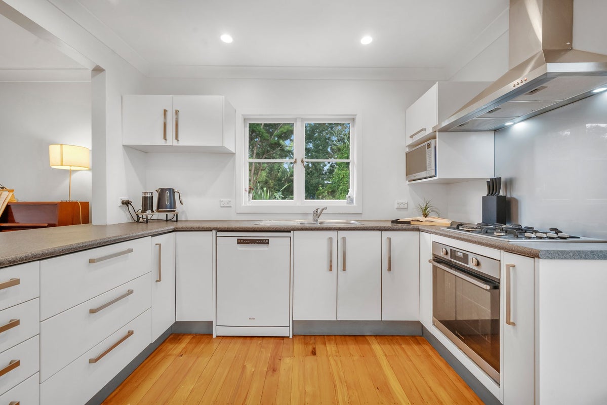 24 Atkinson Road, Titirangi, Auckland - Carousel 2