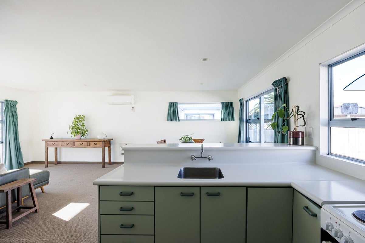 18A Hillary Crescent, Maraenui, Napier - Carousel 2