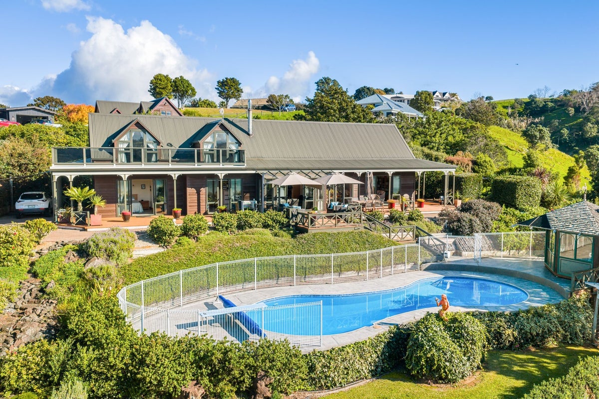 74/71 Manganese Point Road, Tamaterau, Whangarei - Carousel 1