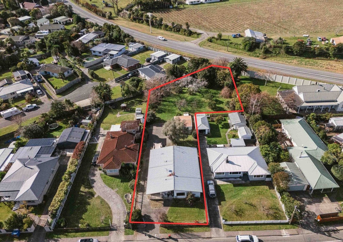 18 Petane Road, Bay View, Napier - Carousel 24