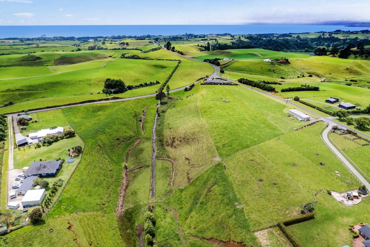 182 Ohanga Road, Onaero, Urenui - Carousel 14