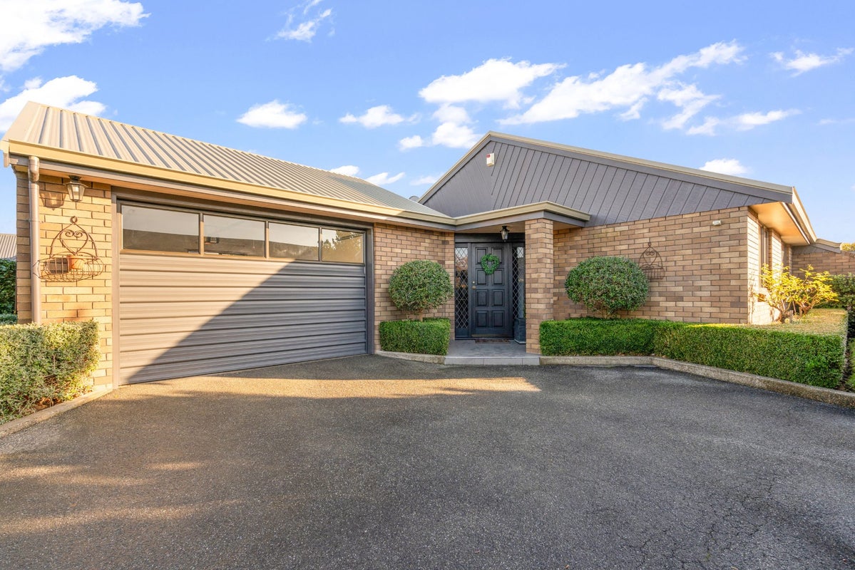 28 Vogel Street, Waikiwi, Invercargill - Carousel 1