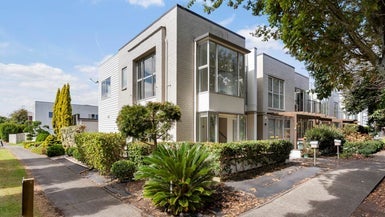 77 Popokatea Drive, Takanini, Auckland - Carousel 1