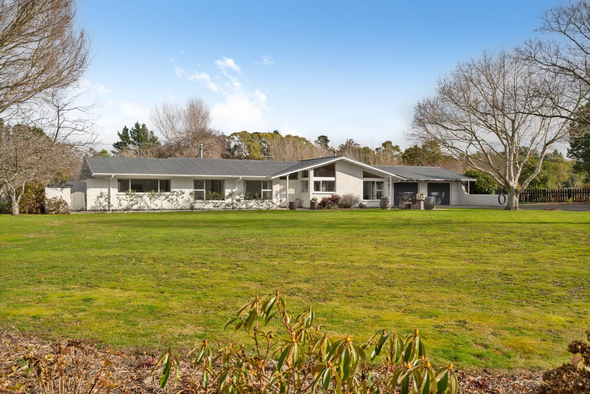 565 Upper Plain Road, Upper Plain - Carousel 2
