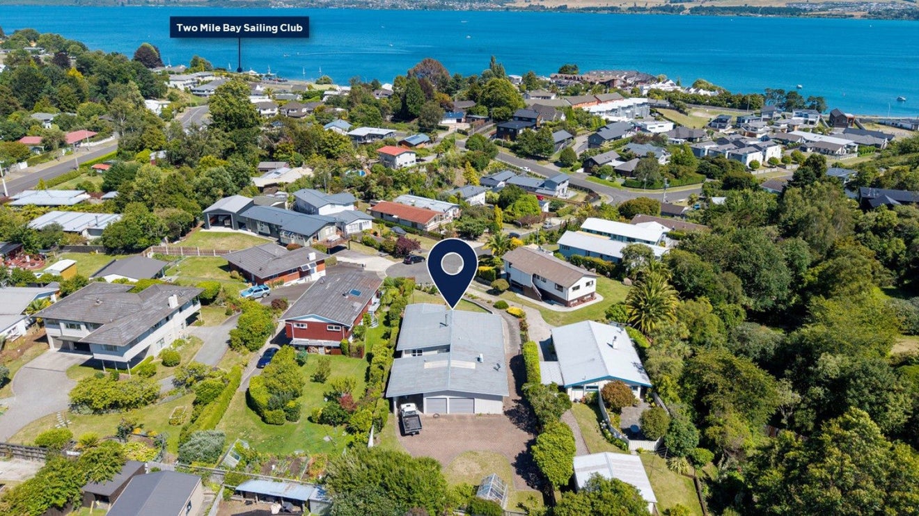 54 Tremaine Avenue, Two Mile Bay, Taupo - Carousel 2