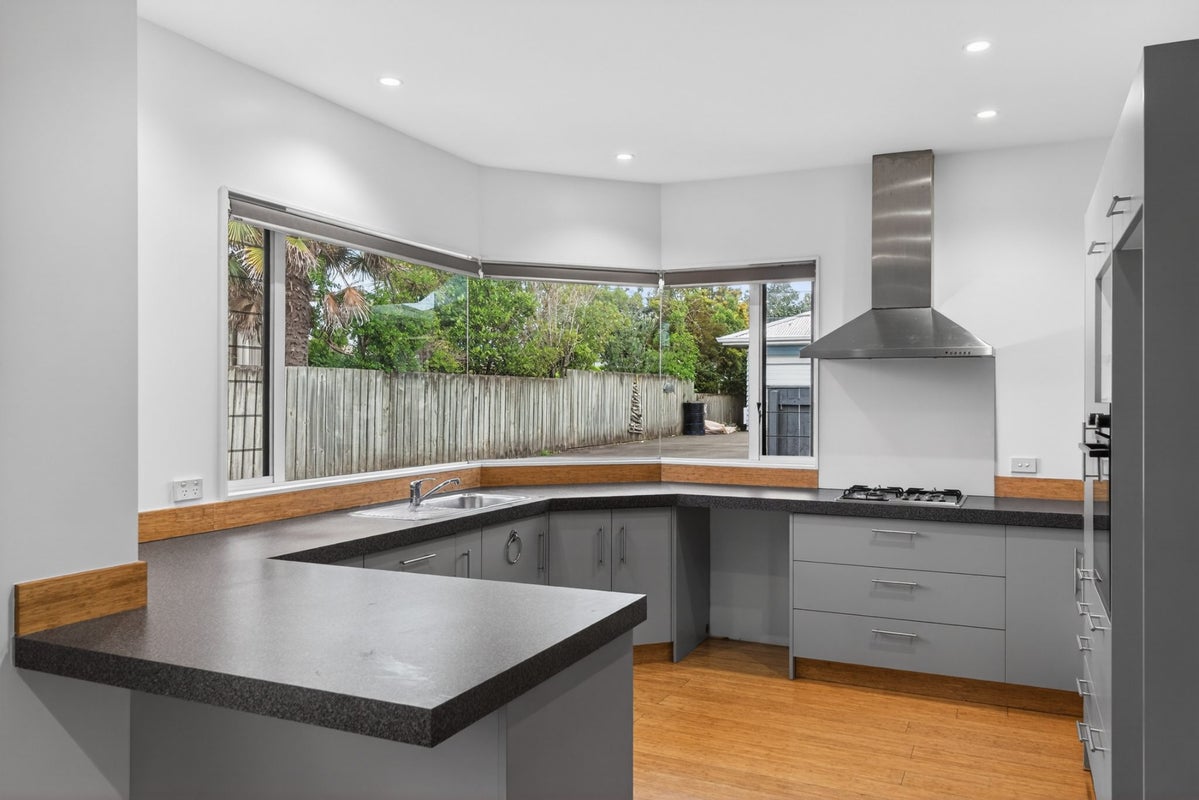 96 Awapuni Road, Awapuni, Gisborne - Carousel 2