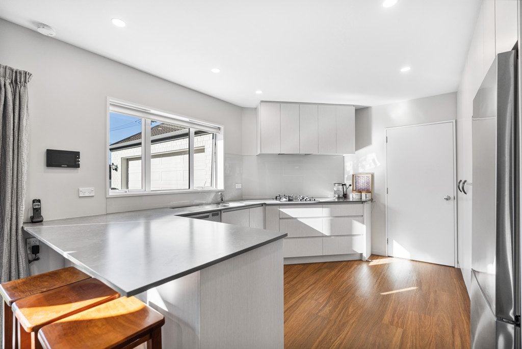 89 Bryndwr Road, Bryndwr, Christchurch - Carousel 2