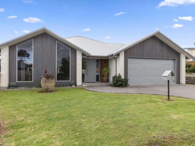 16 Riverside Place, Katikati, Katikati - Carousel 1