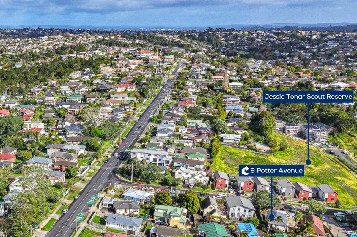9 Potter Avenue, Northcote, Auckland - Carousel 22